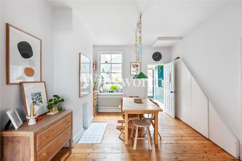 36 Cissbury Road, London, N15 5QA
