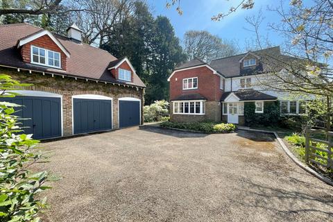 6 Basted Mill, Borough Green, Sevenoaks, TN15 8LP