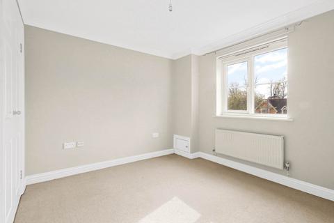 2 bedroom apartment for sale, St Francis Close, Crowthorne RG45
