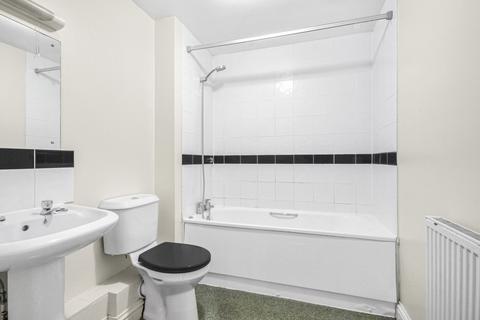 undefined, Crowthorne RG45
