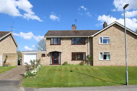 3 bedroom semi-detached house to rent, High Street, Cambridge CB25