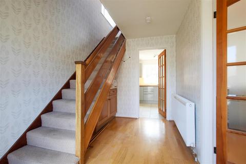 3 bedroom semi-detached house to rent, High Street, Cambridge CB25