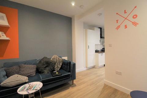 5 bedroom terraced house to rent, Wilkinson Avenue, Beeston, NG9 2NL