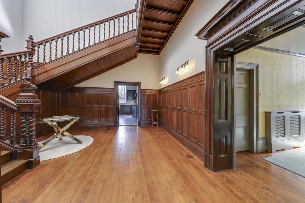 Inner Hall Alt