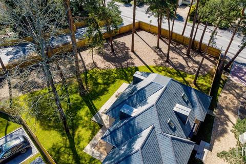 4 bedroom detached house for sale, Woolsbridge Road, Ringwood BH24