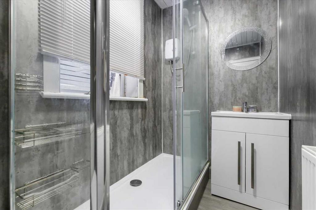 Shower Room (1)