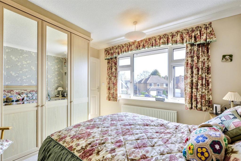 Bedroom 1 2.jpeg