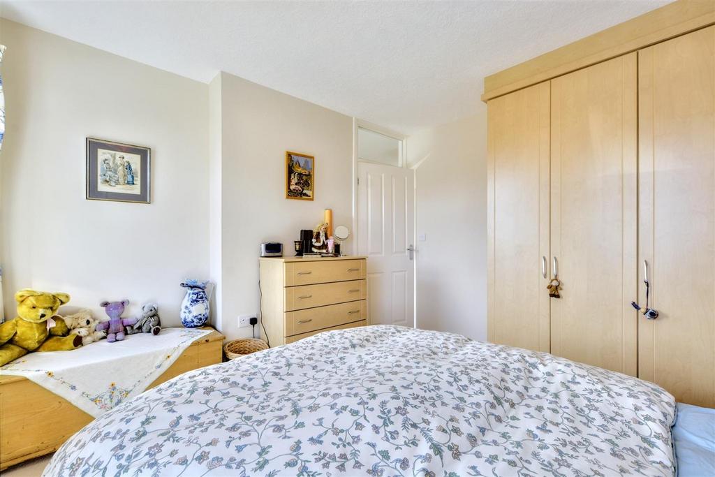 Bedroom 2 3.jpeg