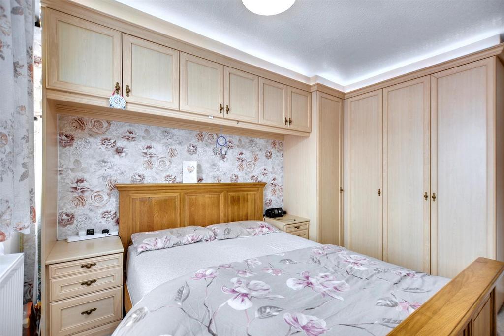 Bedroom 1 3.jpeg