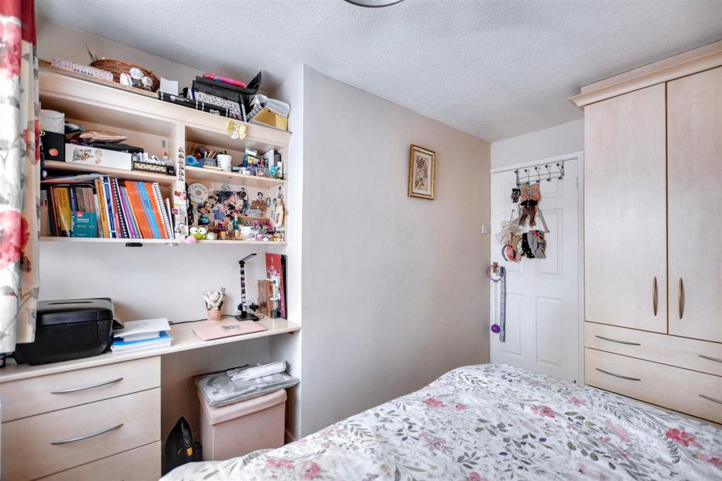 Bedroom 2 2.jpeg