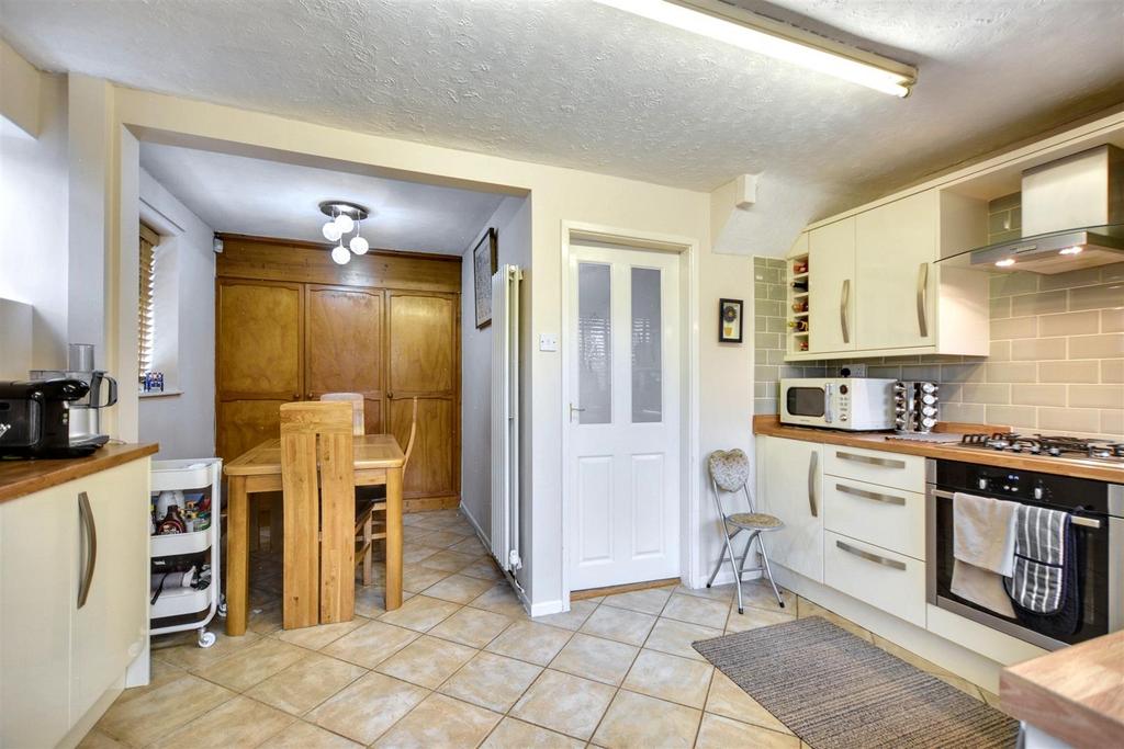 Kitchen Diner 2.jpeg