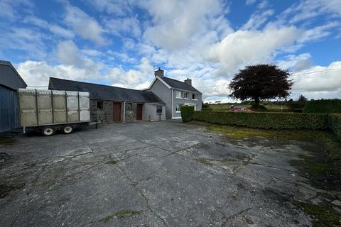 3 bedroom property with land for sale, Penuwch, Tregaron, SY25