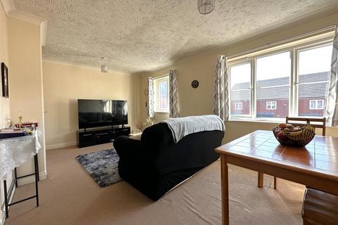 2 bedroom coach house for sale, Massey Court, Newark