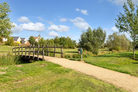 5 bedroom semi-detached house for sale, Mauretania Way, Brooklands, Milton Keynes