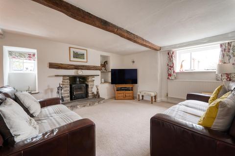 2 bedroom cottage for sale, Alma Road, Tideswell, Buxton