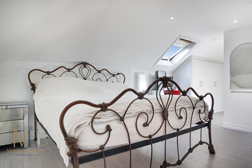 Bedroom 1 -2