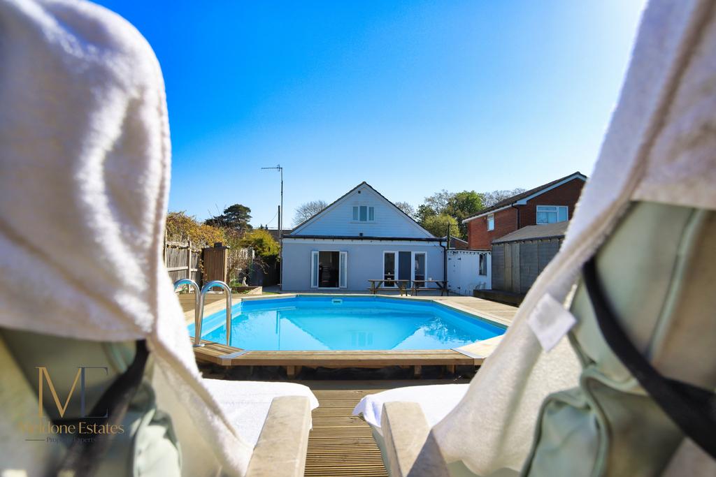 Pool area