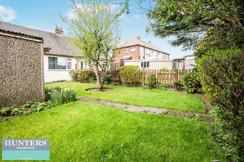 2 bedroom semi-detached bungalow for sale, Glendale Drive, Bradford