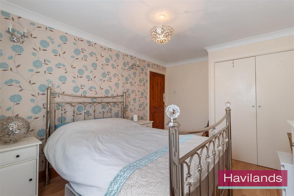 Gallus Close-6.jpg