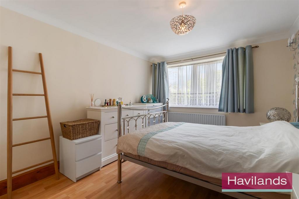 Gallus Close-4.jpg