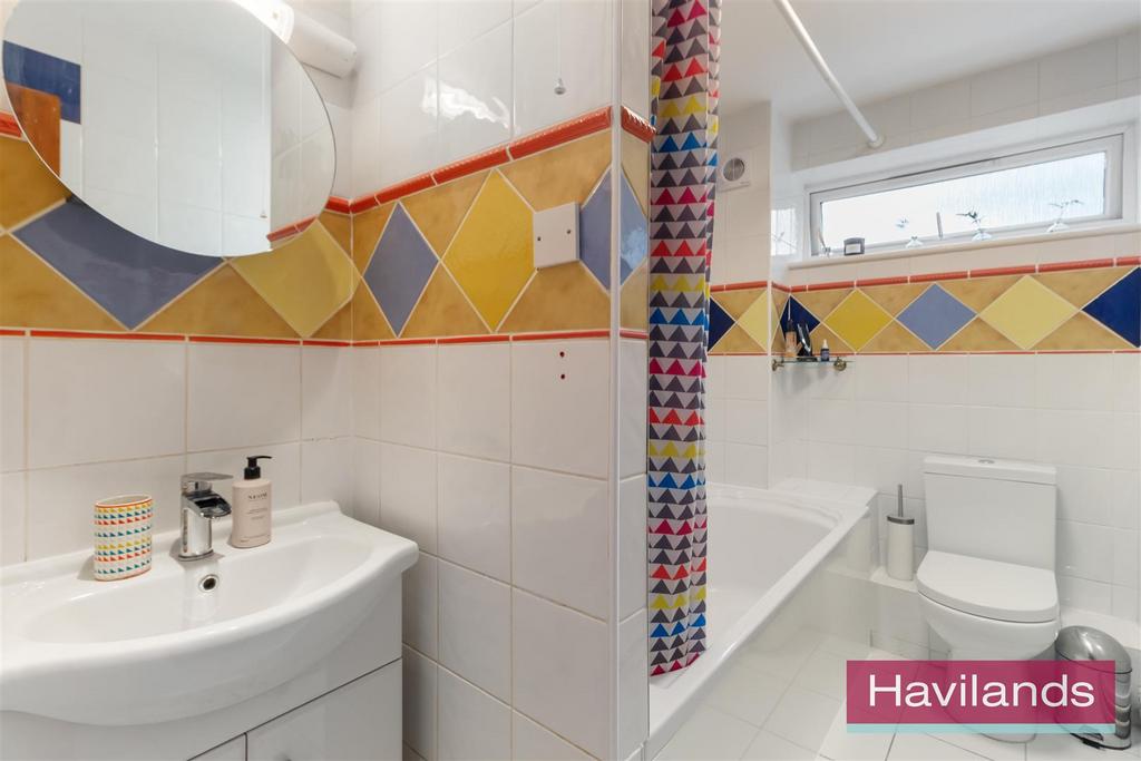 Gallus Close-7.jpg