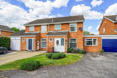 4 bedroom semi-detached house for sale, Jupiter Drive, Leighton Buzzard