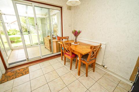 4 bedroom semi-detached house for sale, Jupiter Drive, Leighton Buzzard