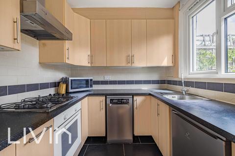 102 Mersham Road, Thornton Heath, CR7 8NQ