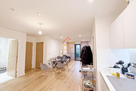 2 bedroom flat to rent, The Axium, 38 Windmill Street, Birmingham, B1