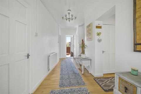 4 bedroom detached house for sale, The Paddock, West Cross, Swansea