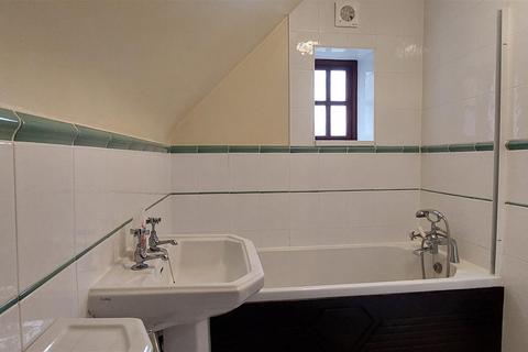 1 bedroom flat to rent, North Foreland Road, Broadstairs