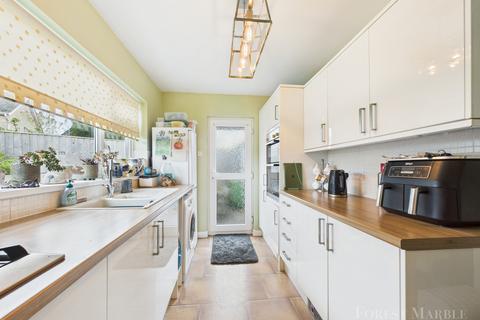 2 Beverley Close, Frome, BA11 4EP