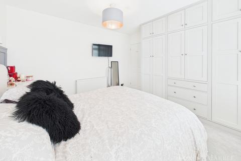 2 Beverley Close, Frome, BA11 4EP