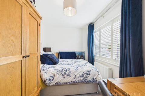 2 Beverley Close, Frome, BA11 4EP
