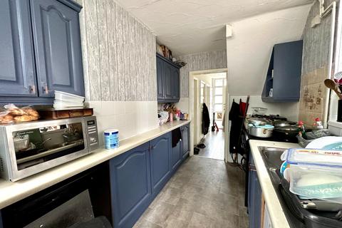 3 bedroom semi-detached house for sale, Hudson Road, Tipton DY4