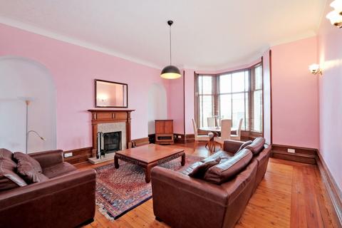 2 bedroom flat to rent, Forest Road, West End, Aberdeen, AB15