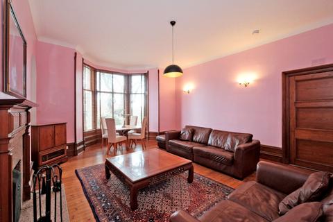 2 bedroom flat to rent, Forest Road, West End, Aberdeen, AB15