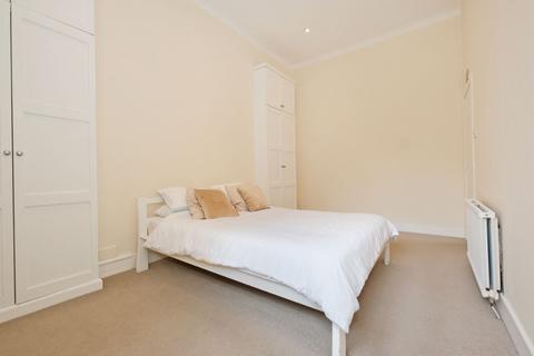 2 bedroom flat to rent, Forest Road, West End, Aberdeen, AB15