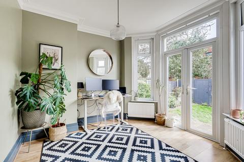 45 Anerley Road, Westcliff-on-sea, SS0 7HJ