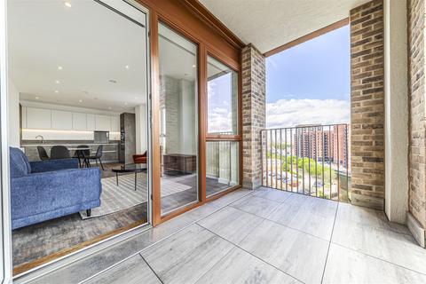 2 bedroom apartment to rent, 2 bed, 10th floor, Lapwing, The Halcyon in Fresh Wharf