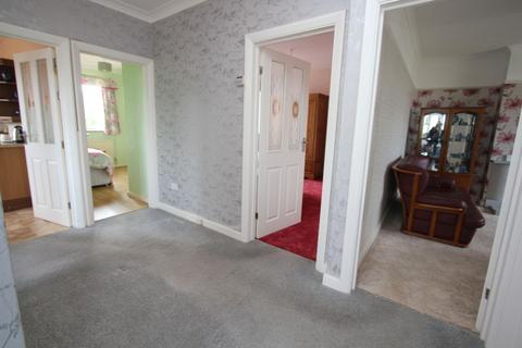 undefined, Lon Cefn Mably, Rhoose, CF62