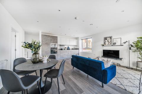 2 bedroom apartment to rent, 2 bed, 8th floor, Dunlin, Pelican House in Fresh Wharf