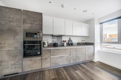 2 bedroom apartment to rent, 2 bed, 8th floor, Dunlin, Pelican House in Fresh Wharf