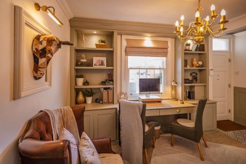 32 Astwick Road, Stotfold, Hitchin, SG5 4AT