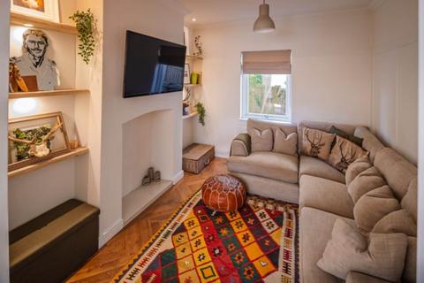 32 Astwick Road, Stotfold, Hitchin, SG5 4AT