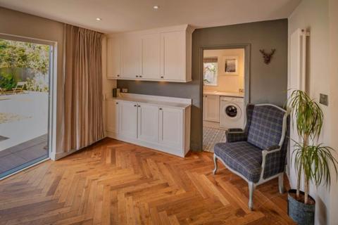 32 Astwick Road, Stotfold, Hitchin, SG5 4AT