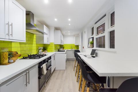 8 bedroom house to rent, Smithdown Road, Liverpool L15