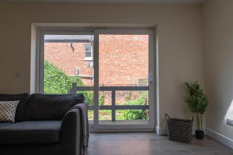 1 bedroom house to rent, Courtenay Street, Cheltenham GL50