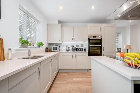 4 bedroom townhouse for sale, Sovereign Way, Stamford, PE9