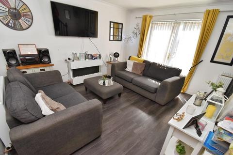 3 bedroom townhouse for sale, Caversham Road, Leicester